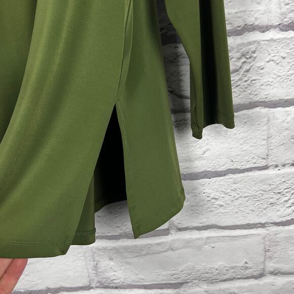 Susan Graver Womens 1X Minimalist Classic Liquid Knit Cowl Neck Tunic Top Green - Picture 5 of 11